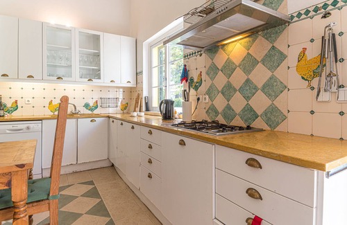 Colares Villa | Villa Anita - Wonderful Villa with Pool in Magical Sintra by Allure Villas