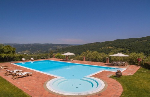 Monsummano Terme Villa | Villa Annette in a quiet place with pool in Tuscany region