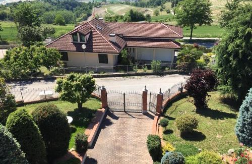 Novello Apartment | Villa Anselma