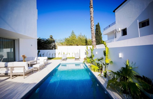 Sidi Abdel Aziz Villa | Villa Apollon: Seaside and luxurious