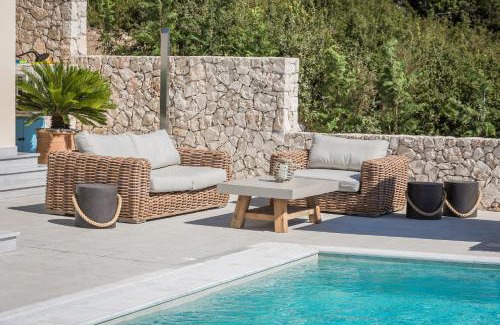 Antipata Villa | Villa Apollonia