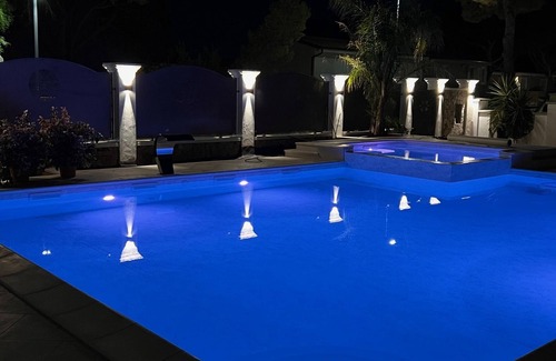 Porto Pino Apartment | Villa Aquamarina Red Pavoncella