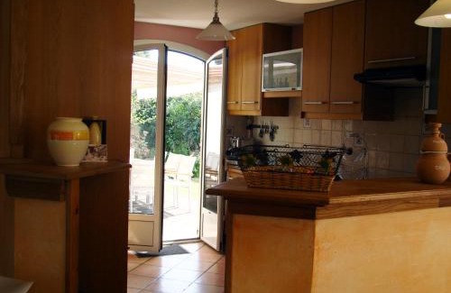 Canet House | Villa Ardilla - Classée 3 étoiles -Grand confort et bien-être à proximité immédiate du centre du village et des commerces