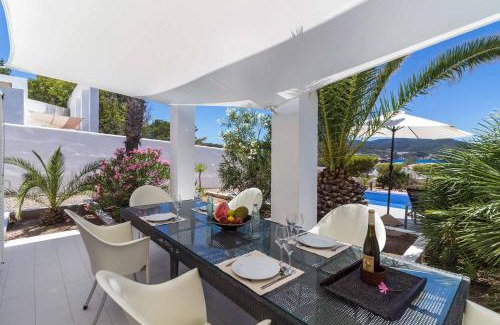 Cala Comte Villa | Villa Arola