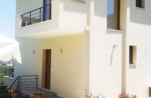 Melissopetra Villa | Villa Artemis