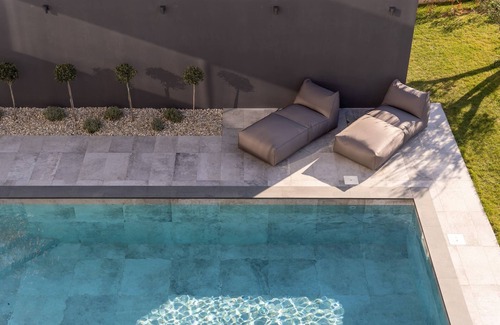 Stinjan Villa | Villa Aruna by Villas Guide