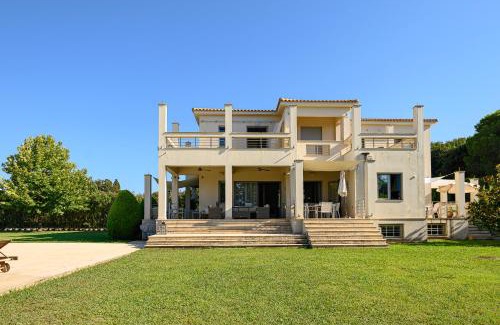 Pyrgos Villa | Villa Astoria