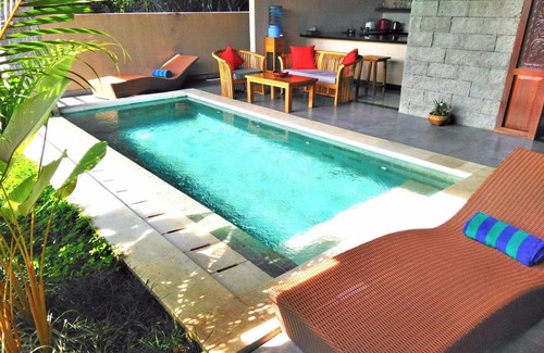 Kedewatan Villa | Villa Atas