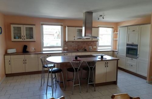 Saramon House | Villa au bord du lac