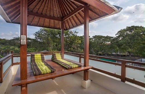 Dewi Sri Villa | Villa Aurikari