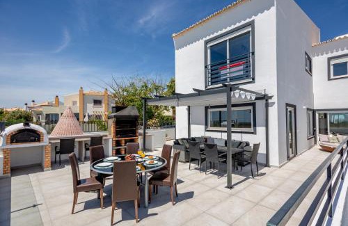 Pera Villa | Villa Avalon by Algarve Vacation