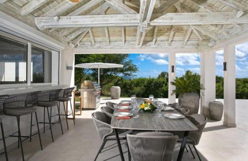 Les Terres Basses Villa | Villa Avanti