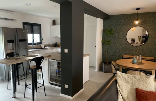 Calvisson House | Villa Avec spa Tout Confort 2 Chambres 4 Personnes