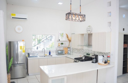 Isla Conchagaita Villa | Villa Azalea