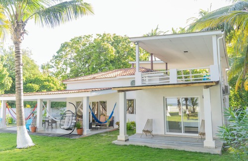 Isla Conchagaita Villa | Villa Azalea