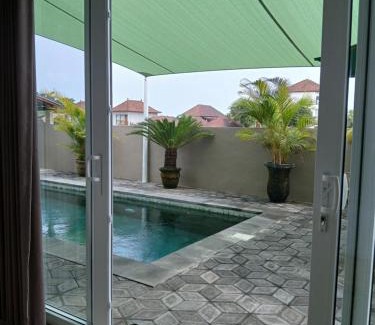 Mendoyo House | Villa bahagia