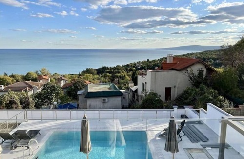 Sofia Villa | Villa Balchik-book your view