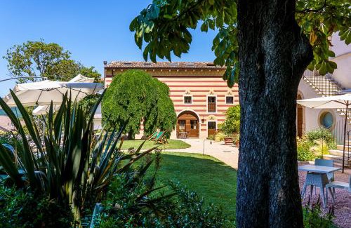 Grezzana Hotel | Villa Balis Crema Verona Hills