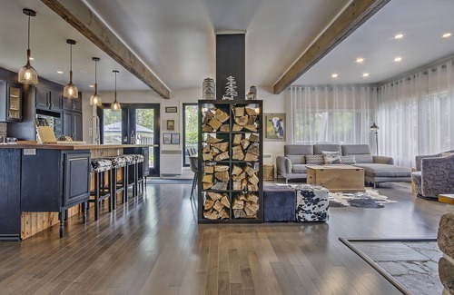 Saint-Jean-de-Matha Ski Chalet | Villa Baraka - Domaine Des Ormes Spa & Lake Access