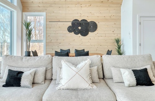 Saint-Damien Ski Chalet | Villa Baraka-Majesta : Sunset/lake access/jacuzzi