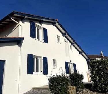 Bidart Villa | Villa basque, plage à 8min à pied, jardin, parking