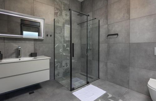 Butkovici Villa | Villa BB with heated salt water pool