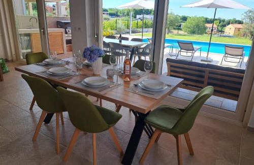 Kastelir Villa | Villa Be happy