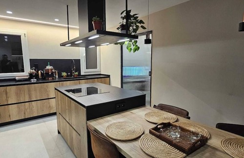 Montgat House | Villa Beach Barcelona
