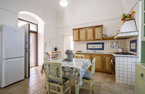 Fumarola Villa | Villa Beatrice: Countryside Charm in Ostuni
