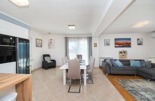 Ruzic House | Villa Beautiful countryside (V9201-K1) - Ružić