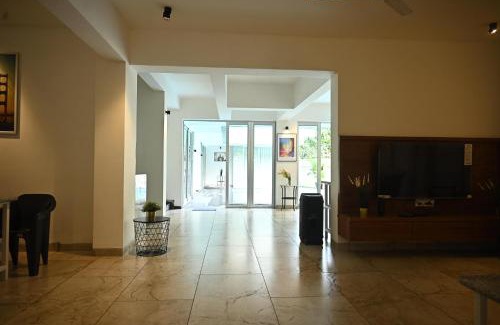 Kihim Other | Villa Bee