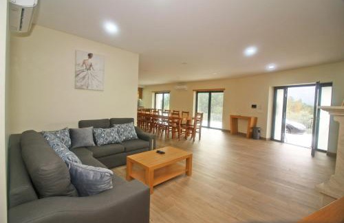 Ciboes House | Villa Bela Vista By Geres Casas