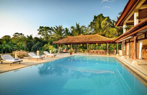 Suraberata Villa | Villa Belanda Balian