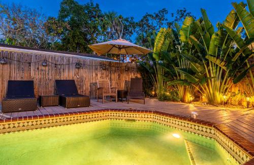 Bradenton House | Villa Bella! Amazing pool home with cabana just minutes from downtown!
