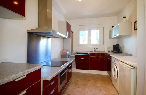 Pau Villa | Villa Bella beautifully situated with an olive grove overlooking the beach and sea
