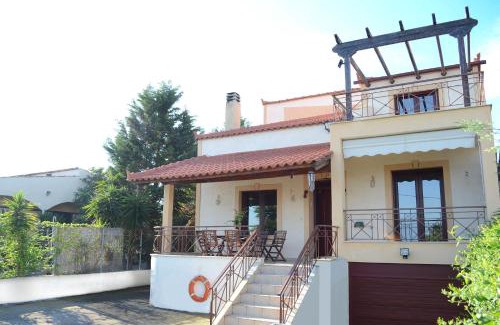 Koutsoupia House | VILLA BELLA LOUKISIA