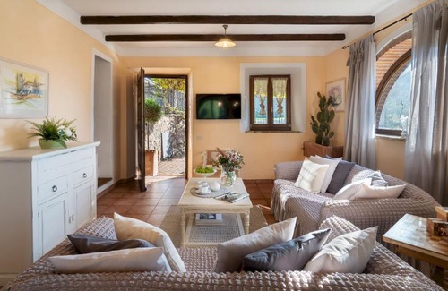 Pomarance Villa | Villa Beltramonto 14, Emma Villas