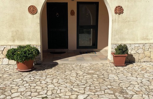 Pergusa Villa | Villa Belvedere By Lake Pergusa In the center of sSicilia