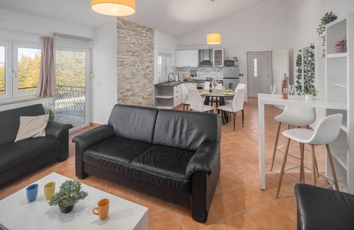 Montizana Villa | Villa Belvedere for 6 people near Poreč with sea view and pet friendly