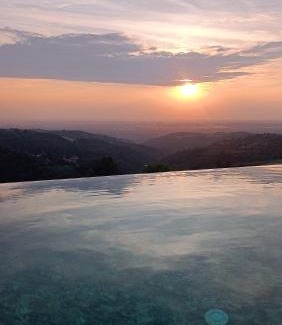 Belvedere Langhe Bed & Breakfast | Villa Belvedere Langhe