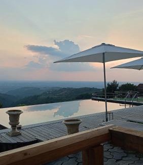Belvedere Langhe Bed & Breakfast | Villa Belvedere Langhe