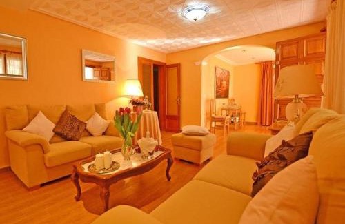 El Toro Villa | Villa Benestar by Interhome