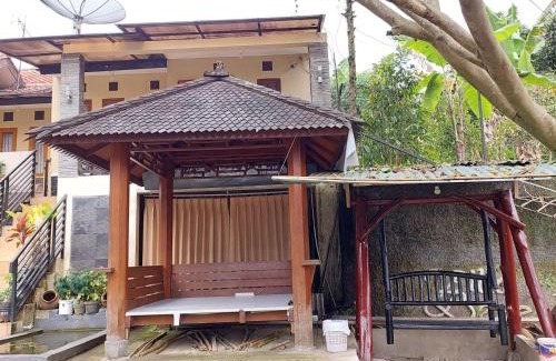 Lembang Villa | Villa Beverly