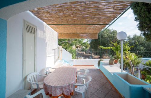 Alessano Apartment | Villa Biagio 1945 - doppio terrazzo panoramico vista mare immersa nella natura con parco giochi