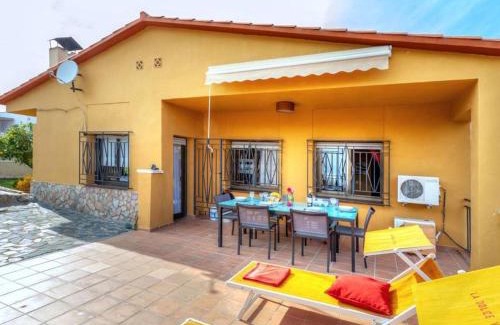 Mont Barbat House | Villa Blanca 10 minutos de la Playa Costa Brava