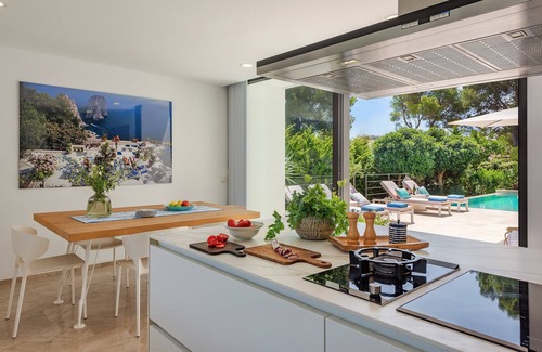 Urbanitzacio Gotmar Villa | Villa Blanca