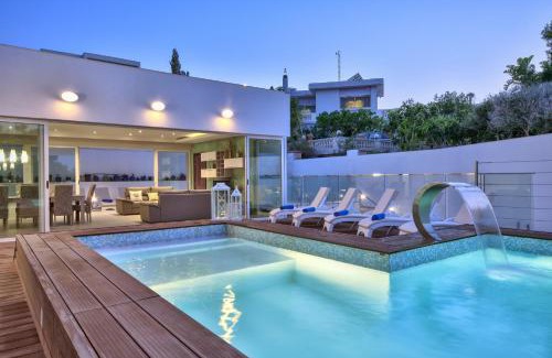 Santa Maria Estate Villa | Villa Blu - Family Villa with Indoor heated Pool, Sauna and Games Room