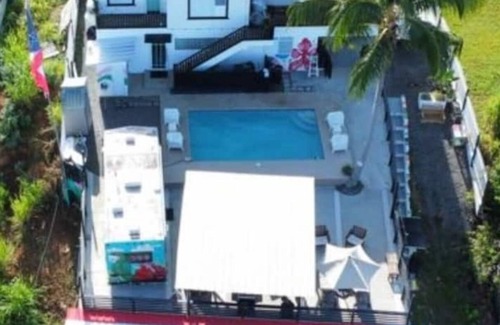 Cabo Rojo House | Villa Boho Motorhome
