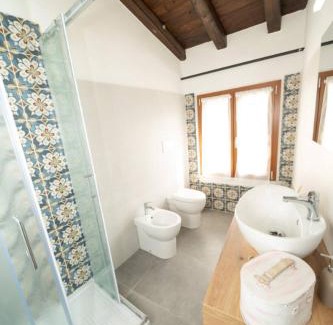 San Terenzo Monti House | Villa Borgo degli Artisti Exclusive