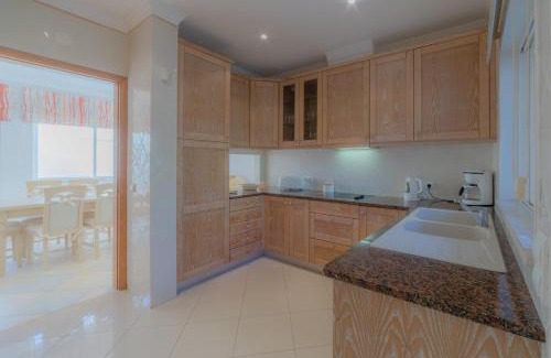 Vale do Garrao Villa | Villa Bota by Garvetur